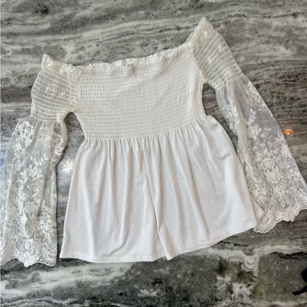 Babydoll Top White Lace Sleeve Top Women’s Size Small